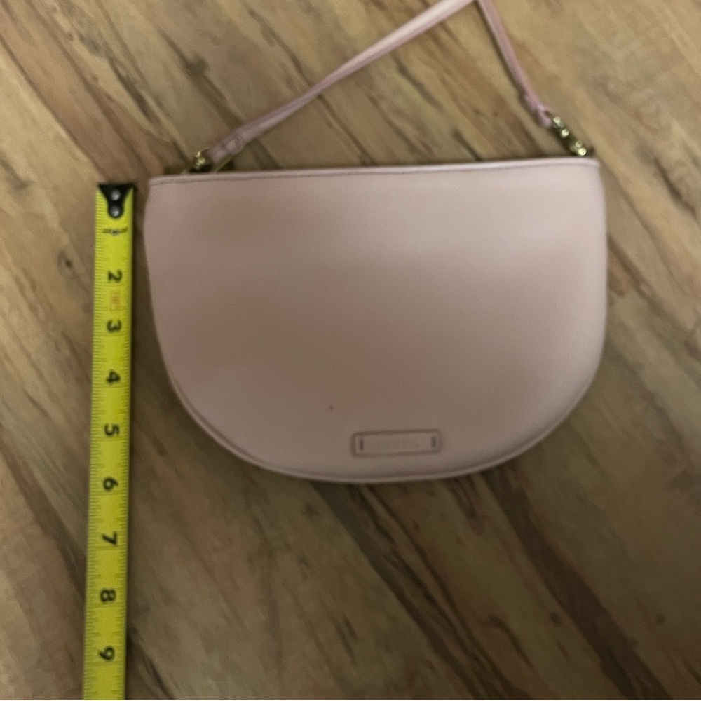 Fossil Light Pink Crossbody Bag with zipper closure - Picture 4 of 11